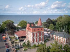 VILLA RED by COLUMBUS Ustka, hotel Ustkában