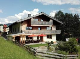 Ferienhaus Sonnhof am Walchsee، فندق في كوسن