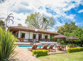 Hotel Delirio Campestre, hotel u gradu 'Montenegro'