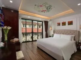 Golden Legend Palace Hotel & Travel