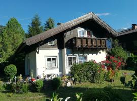 Rosis Cottage, hotel u gradu Lienc