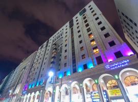 Golden Tulip Al Shakreen, hotel en Medina