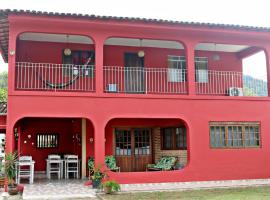 KR Hostel Ilhabela, hotel v destinácii Ilhabela