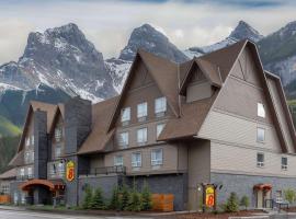 Super 8 by Wyndham Canmore, хотел в Канмор