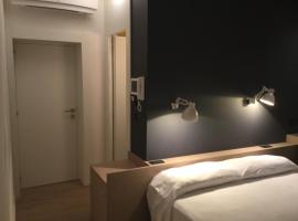 Acquapazza Restaurant & Room: San Benedetto del Tronto'da bir otel