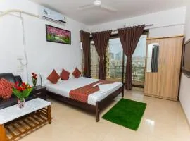 Aristo Serviced Apartment, Room, Apartment near Kokilaben Dhirubai Ambani Hospital for family only,