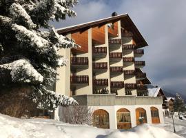 Catrina Hotel, hotell i Disentis