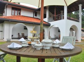 Villa Nilmalee, hotel en Gampola