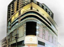 One Central Hotel & Suites, hotel dengan kolam renang di Cebu City