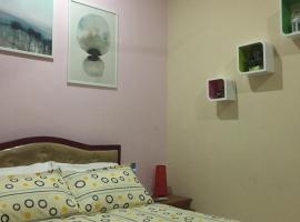 Ivory Home Stay & Self-Catering Guest House, hotel v destinaci Ja-Ela