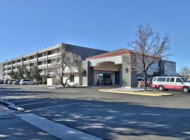 Ramada by Wyndham Albuquerque Midtown, hôtel à Albuquerque