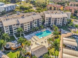 Ocean Breeze & Santa Maria Condos, hotell i Fort Myers Beach