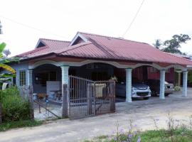 Homestay Tok Abah Kuala Rompin 1 Bilik Tidur, готель у місті Куала Ромпін