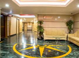 Hotel Tip Top Plaza, hotel v mestu Thane