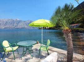 Holiday Home Cattaro: Kotor'da bir otel