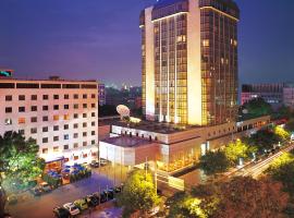 Novotel Beijing Peace, hotel en Beijing