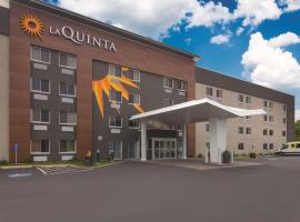 La Quinta by Wyndham Cleveland - Airport North, hotel u gradu 'Cleveland'