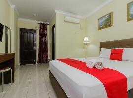 RedDoorz @ Malalayang 2 Manado, hotel v destinaci Manado