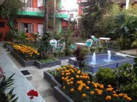 New Pokhara Lodge - Pokhara Lakeside