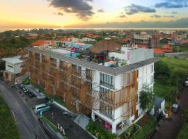 Koa D Surfer Hotel, hotel a Berawa, Canggu