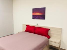 Seri Manjung HomeStay @Spacious Family Home, hotelli kohteessa Seri Manjung