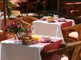 Auberge des Glycines, hotell i Porquerolles