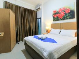 Labuana Homestay & Cafe Garden, hotel din Makassar