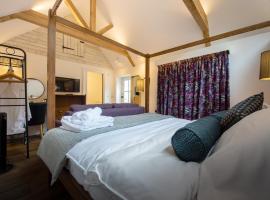 The Withies Inn: Godalming şehrinde bir 5 yıldızlı otel