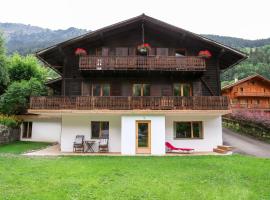 Chalet le Knou, hotell i Champéry