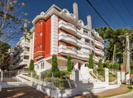 Cobertura gourmet duplex luxo 6 min andando Baden Baden