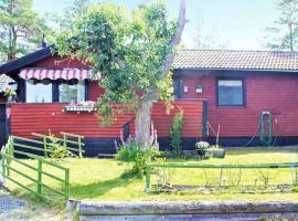 7 person holiday home in LIDK PING, Hotel in Lidköping