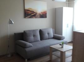 Stúdió+19 Apartman, viešbutis mieste Kazincbarcika