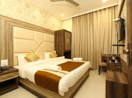 Malhotra Guest House 50 Meter from Golden Temple: Amritsar şehrinde bir otel