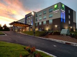 Holiday Inn Express & Suites - Charlotte NE - University Area, an IHG Hotel