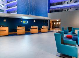 Holiday Inn Express - London Heathrow T4, an IHG Hotel, hotel en Hillingdon