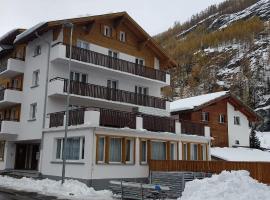 Haus Astoria, hotel din Saas-Grund