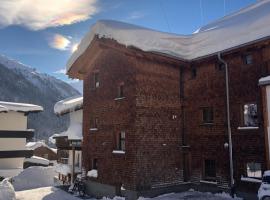 Apart SARLO, hotel a Sankt Anton am Arlberg