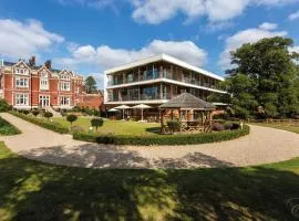 Wivenhoe House Hotel