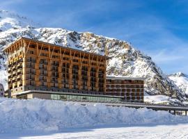 Radisson Blu Hotel Reussen, Andermatt、アンデルマットのホテル