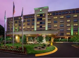 Holiday Inn Charlotte University, an IHG Hotel