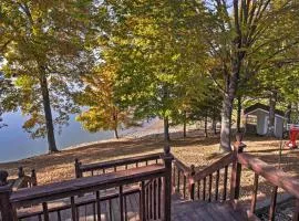 Captivating Cadiz Hideaway with Deck on Lake Barkley