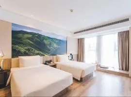 Atour Light Hotel Chengdu Taikoo Li Business District