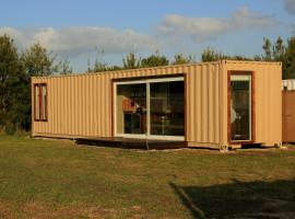 Casas Containers - Barrio Los Teros con pileta compartida - Santa Clara del Mar, Ferienhaus in Santa Clara del Mar