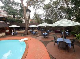 Westend Hotel, hotel di Matheran