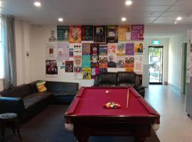 Perth City Backpackers Hostel - note - Valid passport required to check in, hostel Perthis