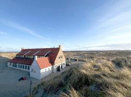 Strandhotel Terschelling B&B, hotel v destinaci Formerum