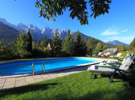 Vila Edelweiss Rooms&App Kranjska Gora, hotel di Kranjska Gora