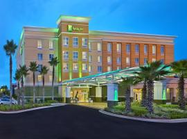 Holiday Inn Jacksonville E 295 Baymeadows, an IHG Hotel, готель у місті Джексонвілл