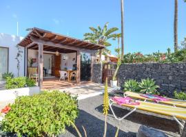 Bungalow Playa Bastián, khách sạn ở Costa Teguise