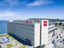 ibis Puerto Montt، فندق في بويرتو مونت